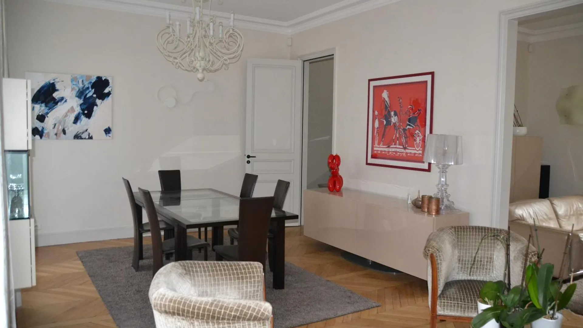 La Villa D'Auteuil, Paris 16, Renovee Homestay